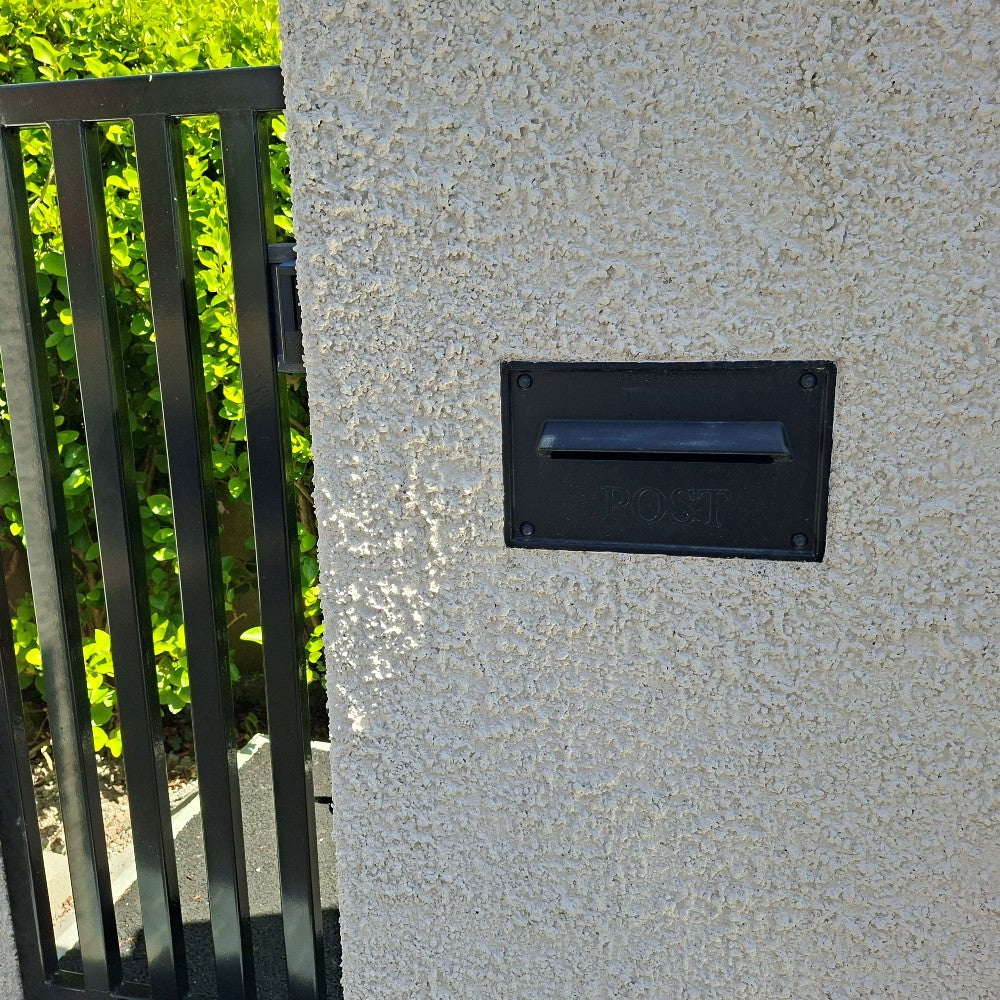 Through The Wall Letterbox   Rolle Nero   Lifestyle Photo 2