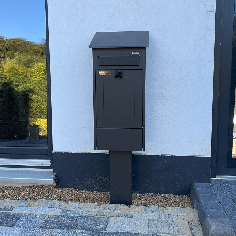 External Post Box Gustaf Front Access