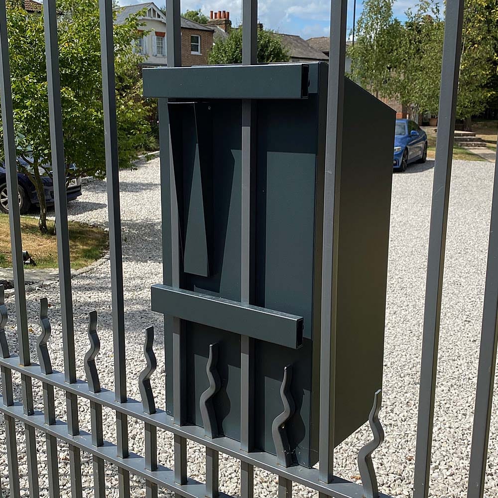 Large Letterbox W3 7