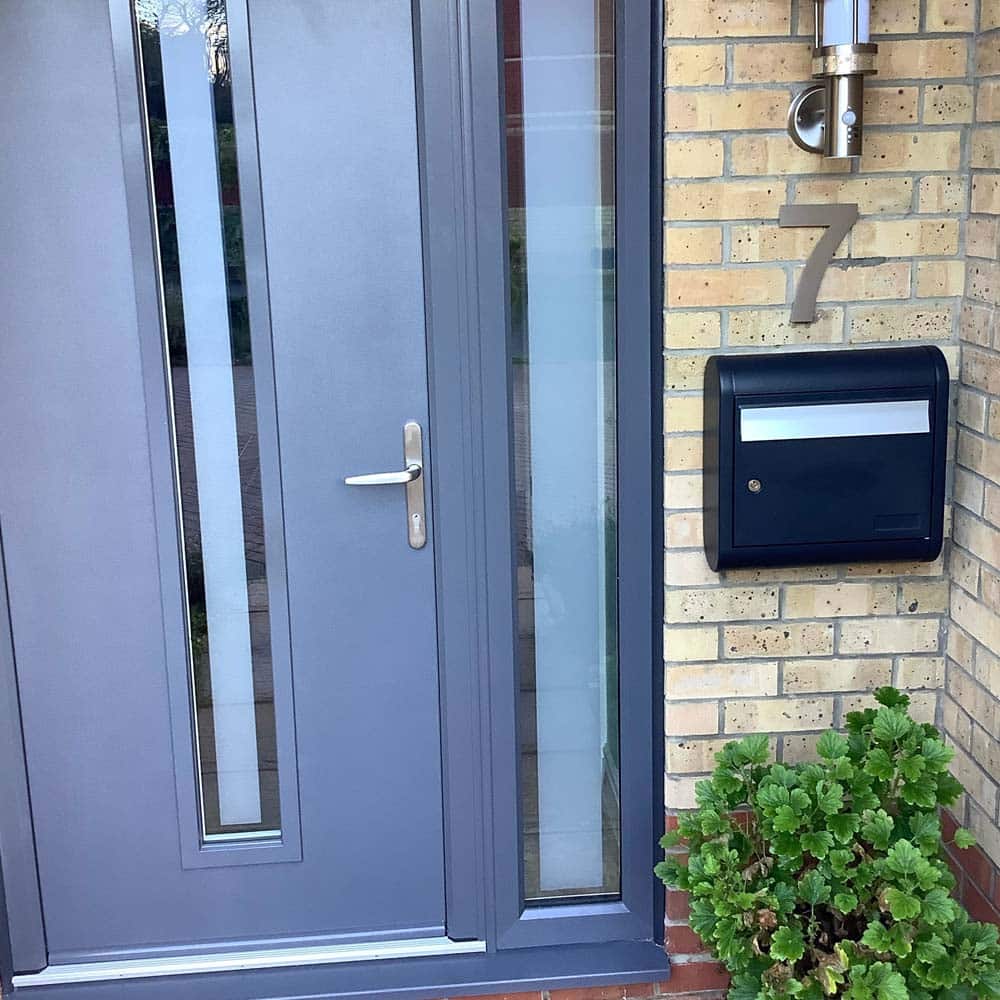 Large Post Box Sole Lifestyle