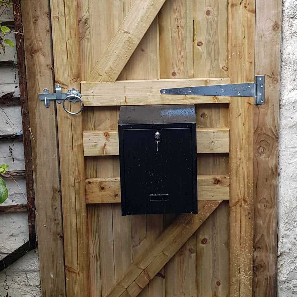Letterbox For Gate W3 2 Nero Letter Plate