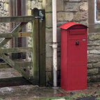 Parcel Box Red Lovisa